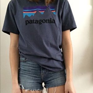 PATAGONIA T-SHIRT